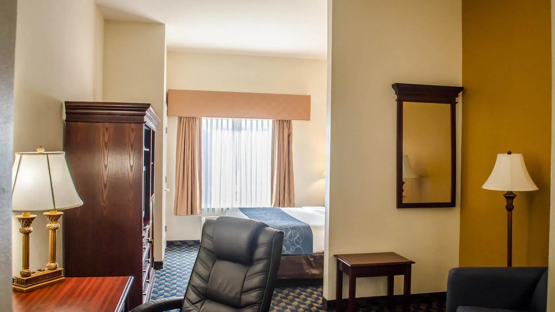 Comfort Suites Niceville Near Eglin Air Force Base Hotel